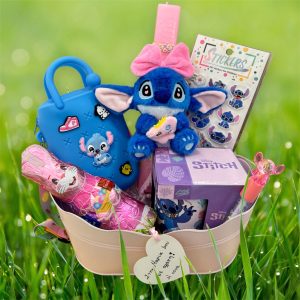 Σετ Stitch Λαμπάδα κ Δώρο σε Καλάθι 🤩